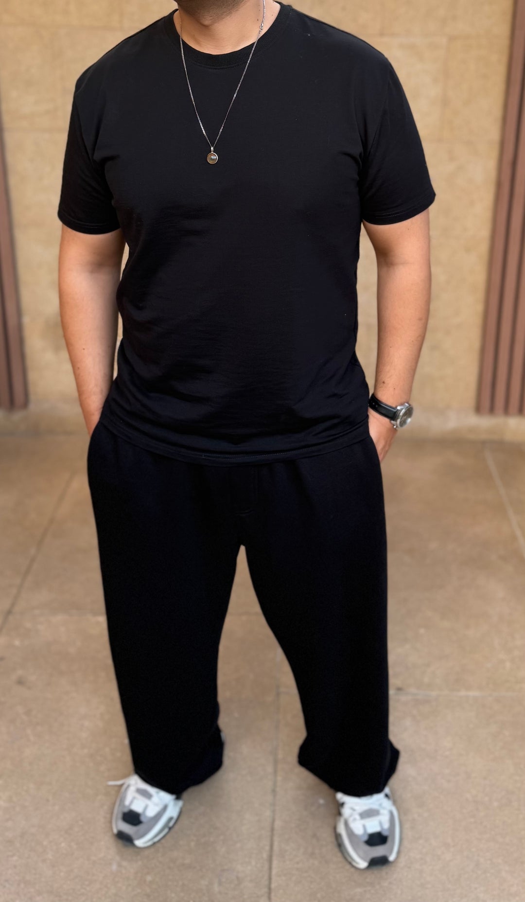 Basicwy Black Regular Fit Tee