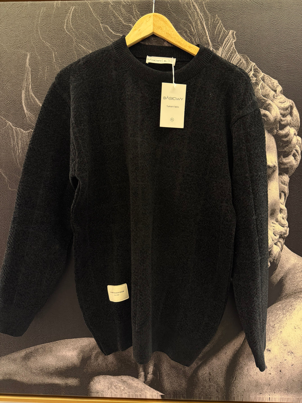 Premium Velvet Knit – Black