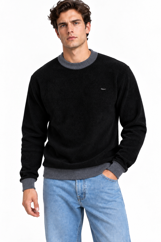 Premium Velvet Knit Crewneck – Black